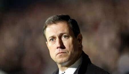 卑鄙的人：克里斯·霍姆斯的故事